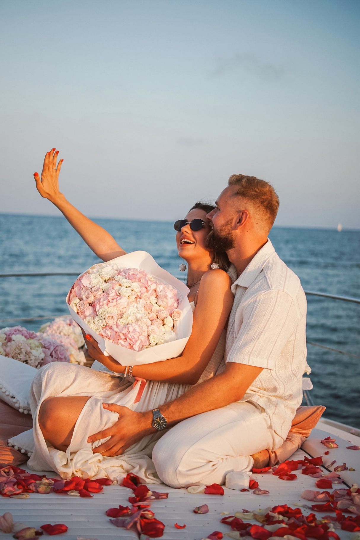Decoración floral de Brisalta en un velero para una pedida de mano en Alicante — 1